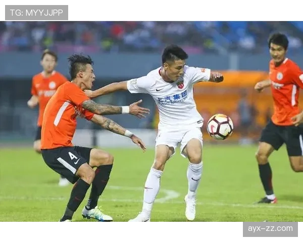 球员合同细节曝光：薪资结构与解约条款成焦点